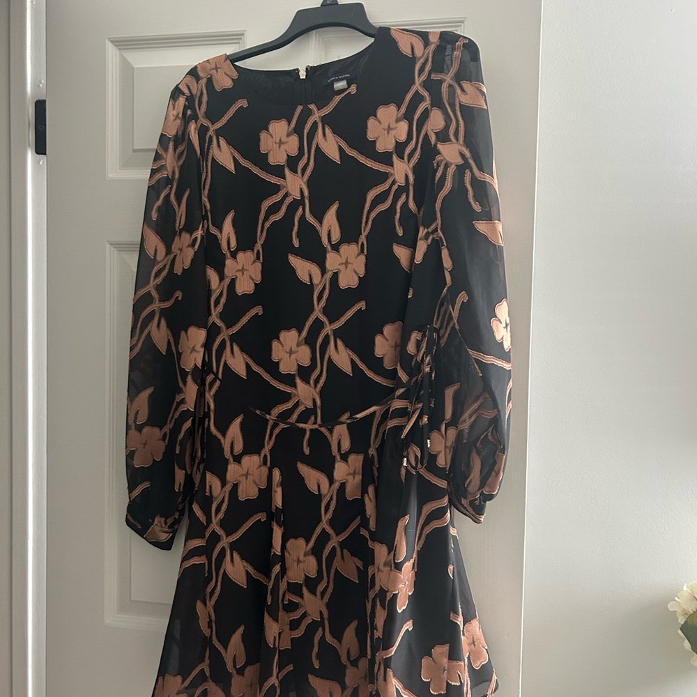 Tommy Hilfiger Black and Tan Floral Dress